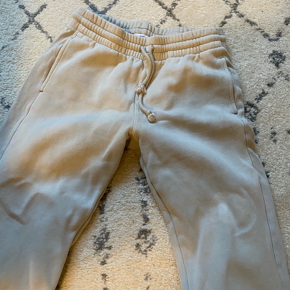 Aritzia Pants - Aritzia joggers